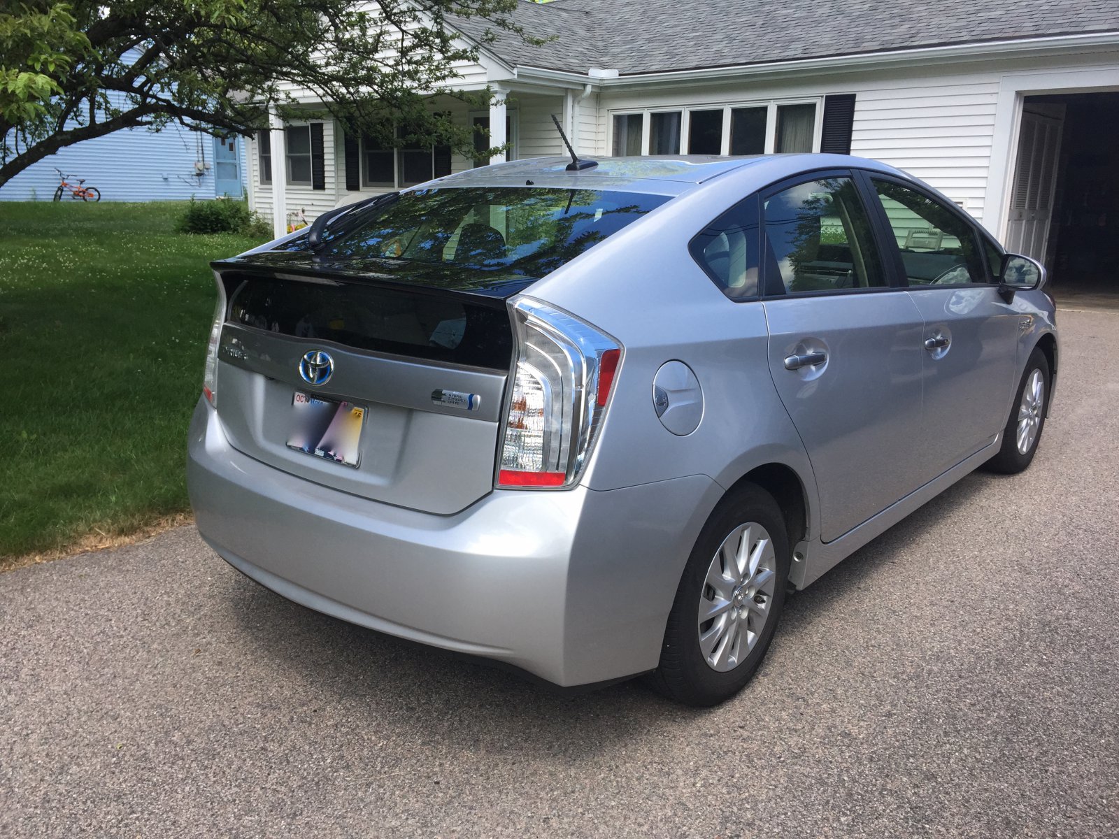 2012 toyota prius plug in accessories #2