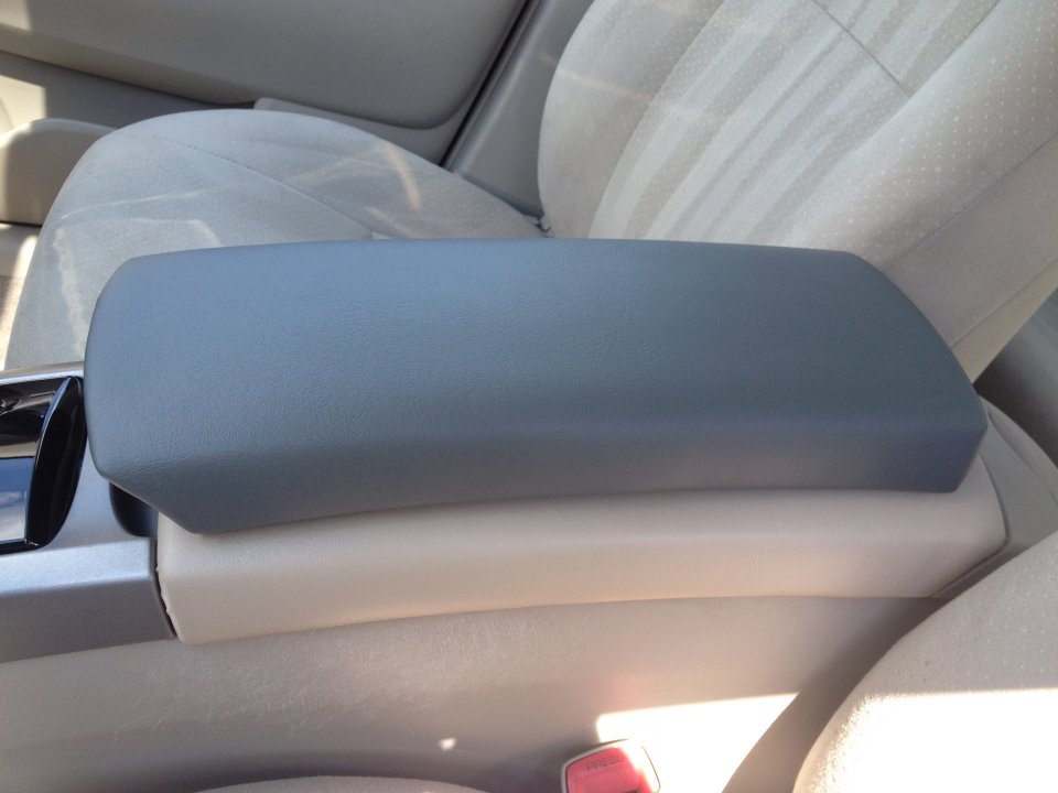 2007 prius center console cover