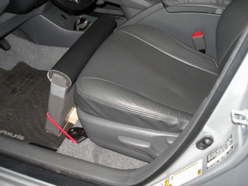 car seat with leg extender