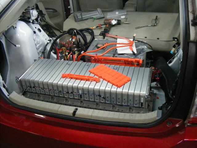 leaf prius pack.jpg