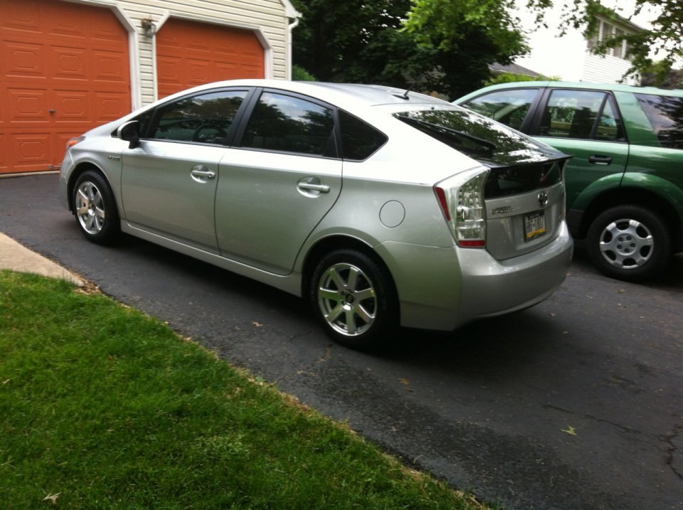 prius_new_rims.jpg