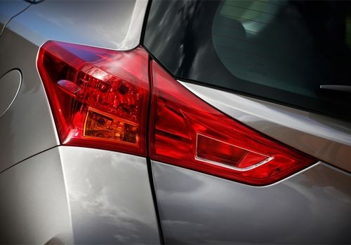 13 Auris Touring Sport Hybrid Tail Lights Priuschat