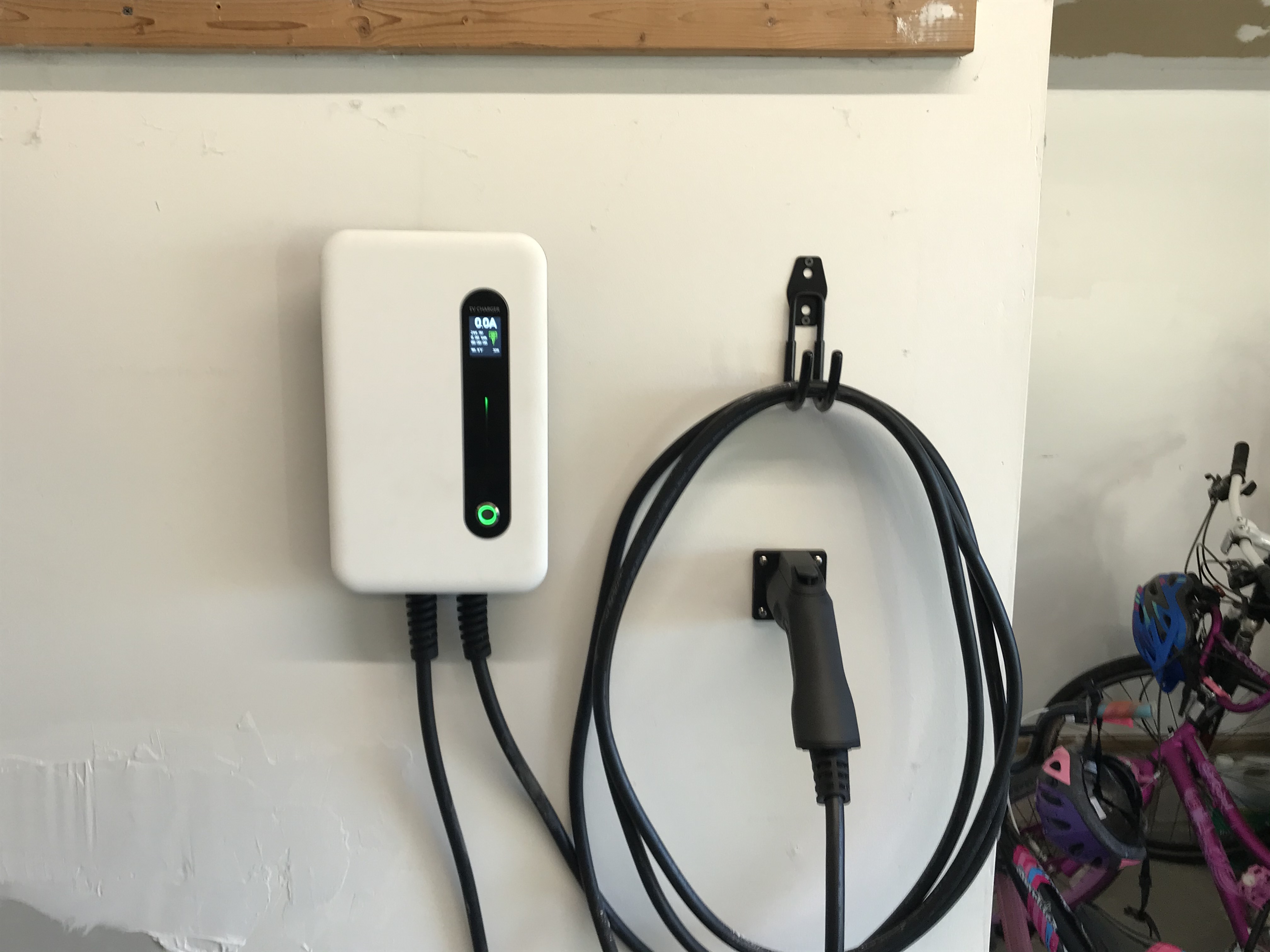 grizzl-e-level-2-ev-charger-charged-at-home