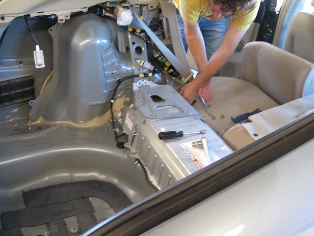 2005 prius rear seat removal